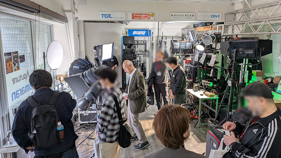 PXL 20260327 052348410