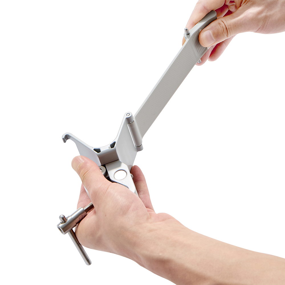 amaranPeakLightStandClamp 4